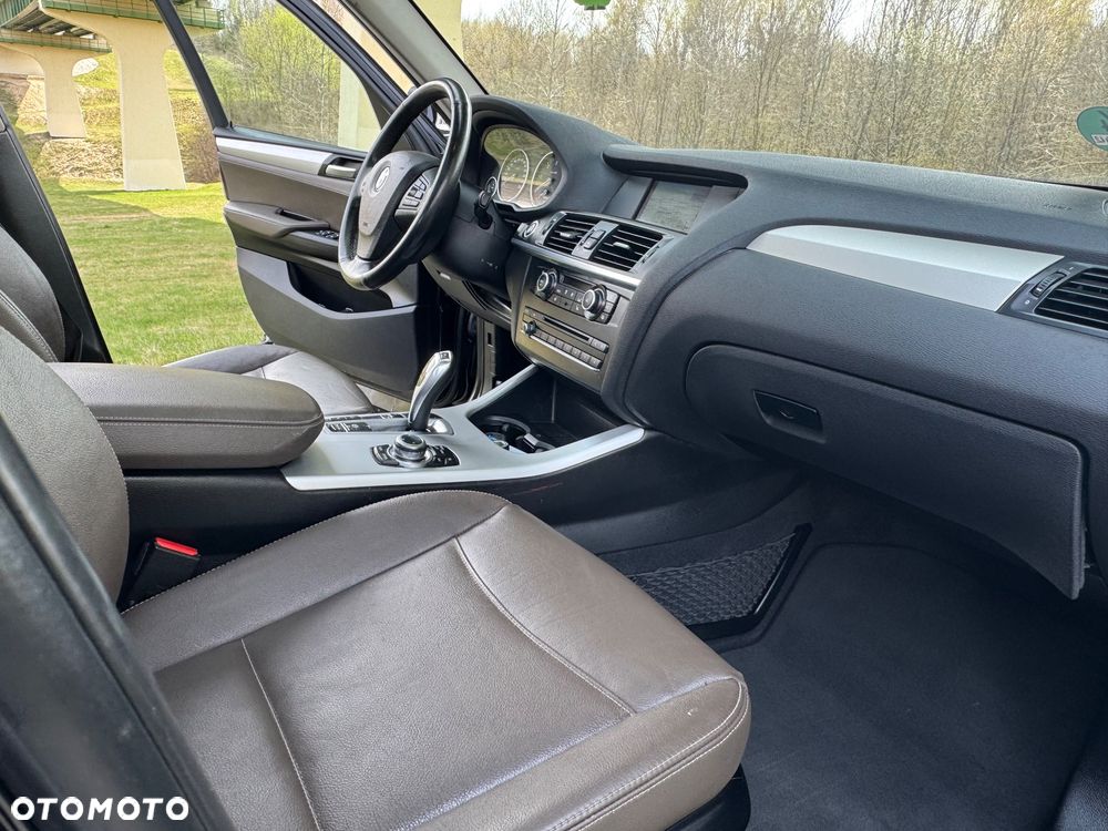 BMW X3 xDrive20d - 29
