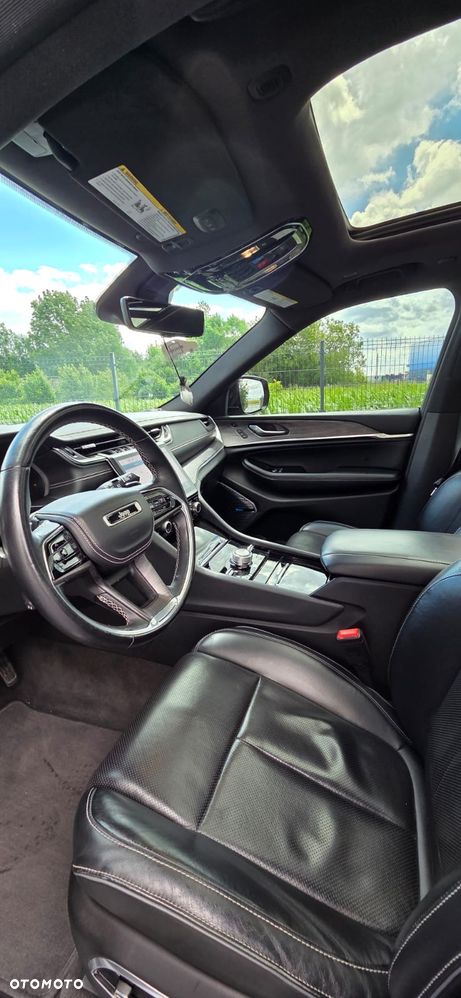 Jeep Grand Cherokee 5.7 V8 HEMI Overland - 13