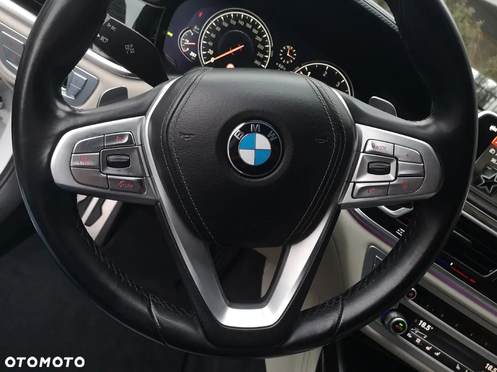 BMW Seria 7 740Ld xDrive - 15