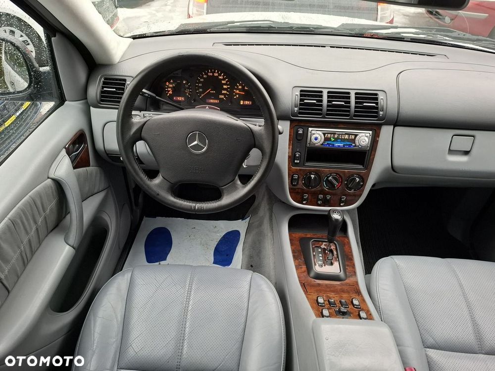 Mercedes-Benz ML 2000