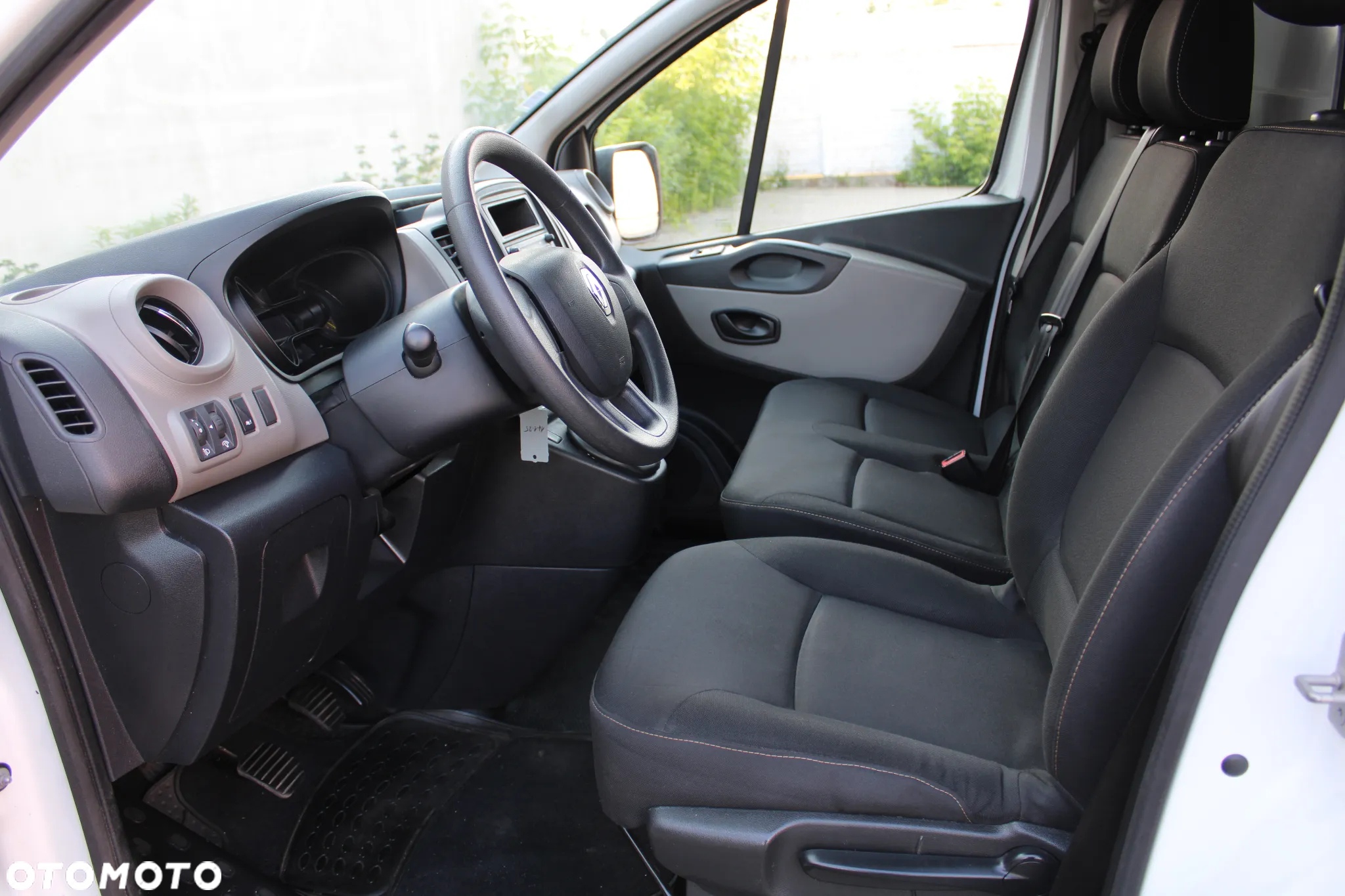 Renault TRAFIC L2 długi LONG - 6