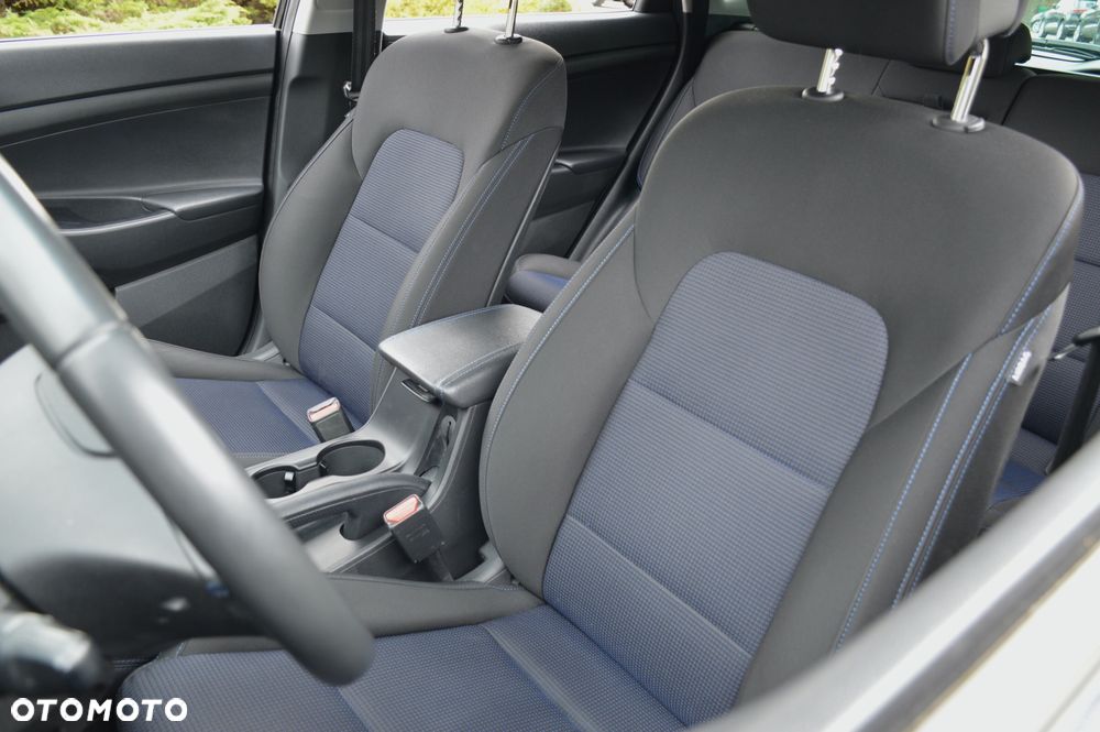 Hyundai Tucson blue 1.7 CRDi 2WD Advantage - 25