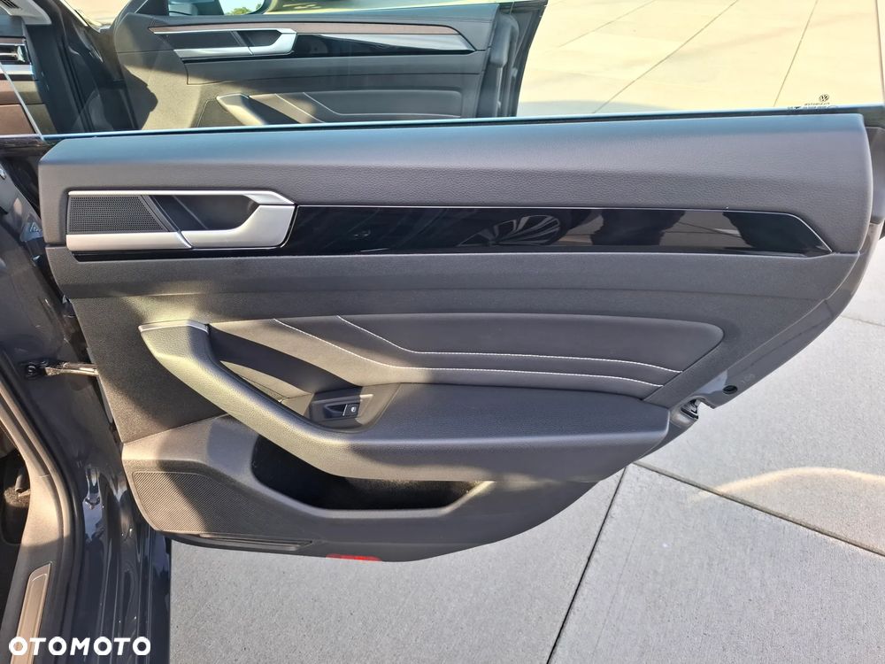 Volkswagen Arteon 2.0 TDI Elegance DSG - 37