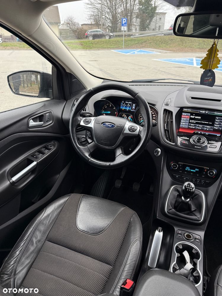 Ford Kuga 2.0 TDCi 4x4 Titanium - 16