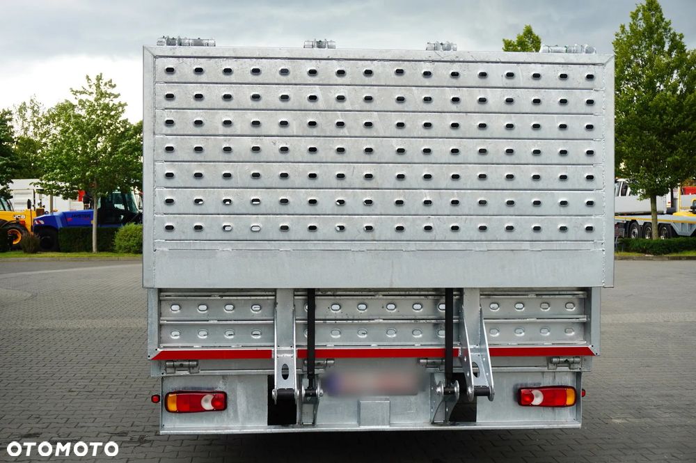 Renault D16 / NOWA LAWETA OCYNK 715 cm_258321 - 5