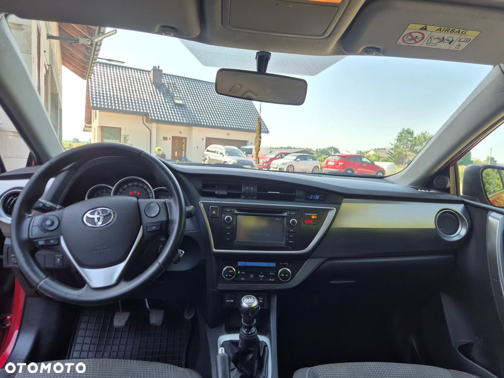 Toyota Auris - 26