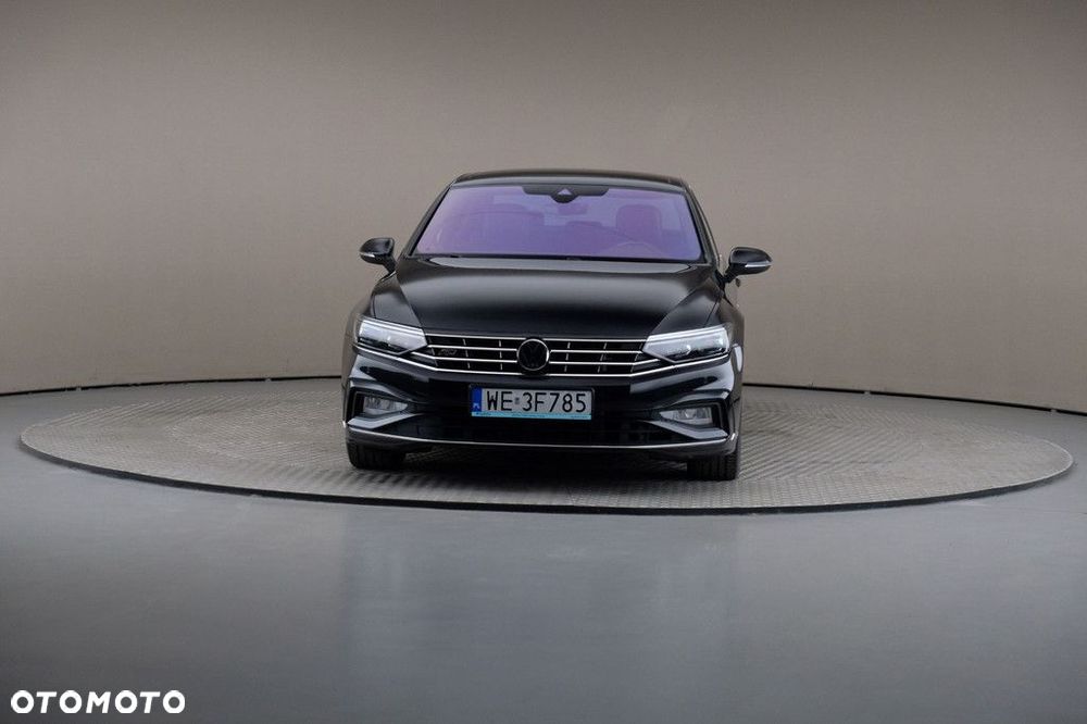 Volkswagen Passat - 3