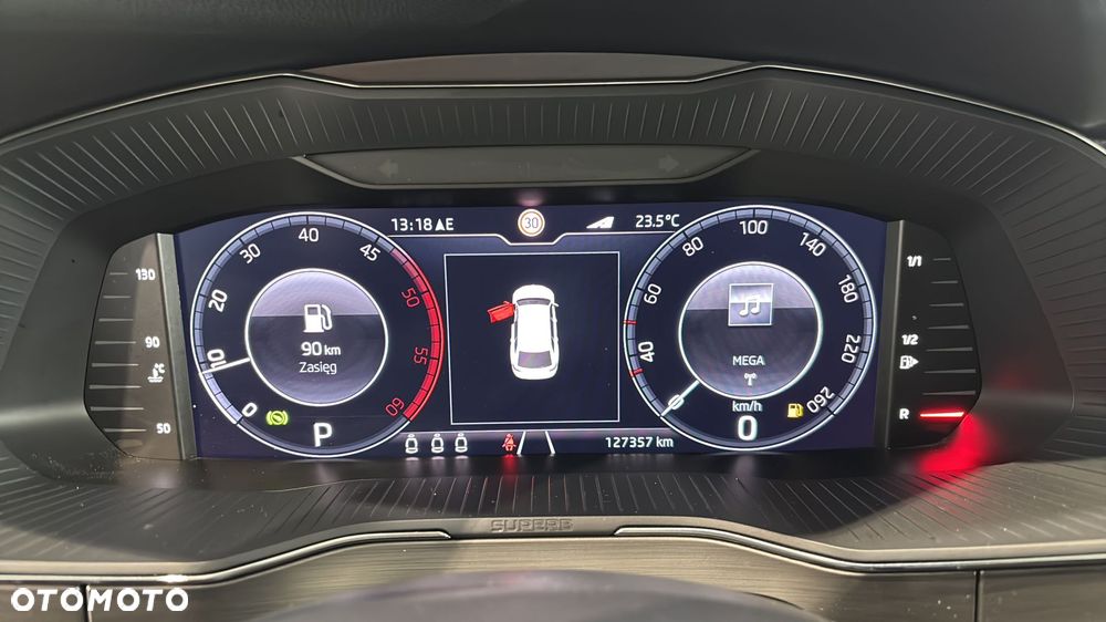 Skoda Superb 2.0 TDI SCR 4x4 Scout DSG - 15