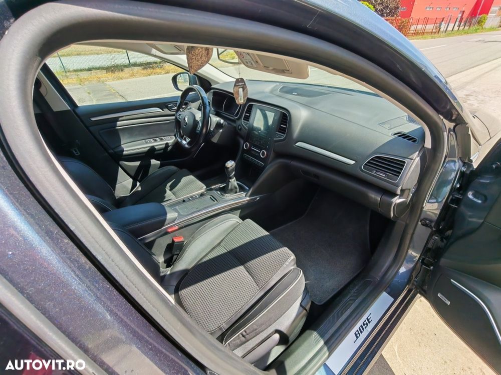 Renault Megane ENERGY dCi 130 BOSE EDITION - 14