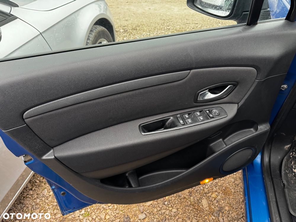 Renault Scenic 1.6 16V Expression - 29