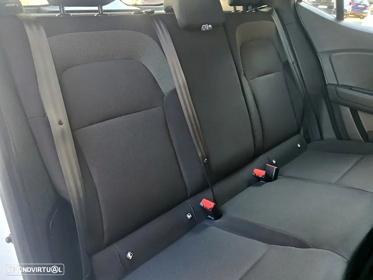 Dacia Sandero 1.0 SCe Essential - 43