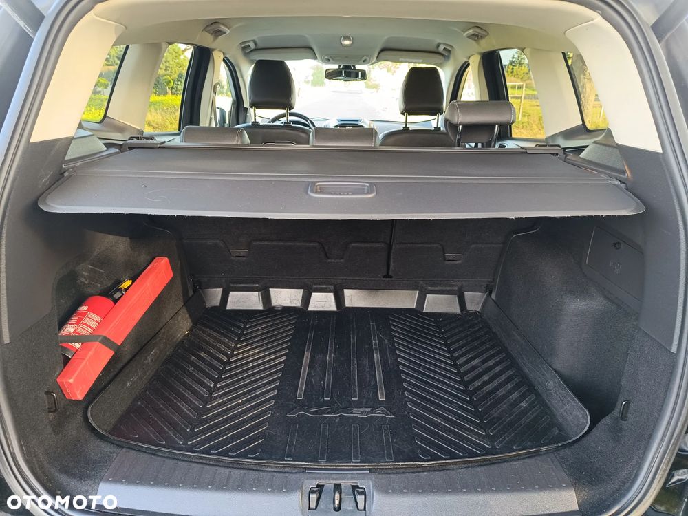 Ford Kuga 2.0 TDCi AWD Titanium - 31