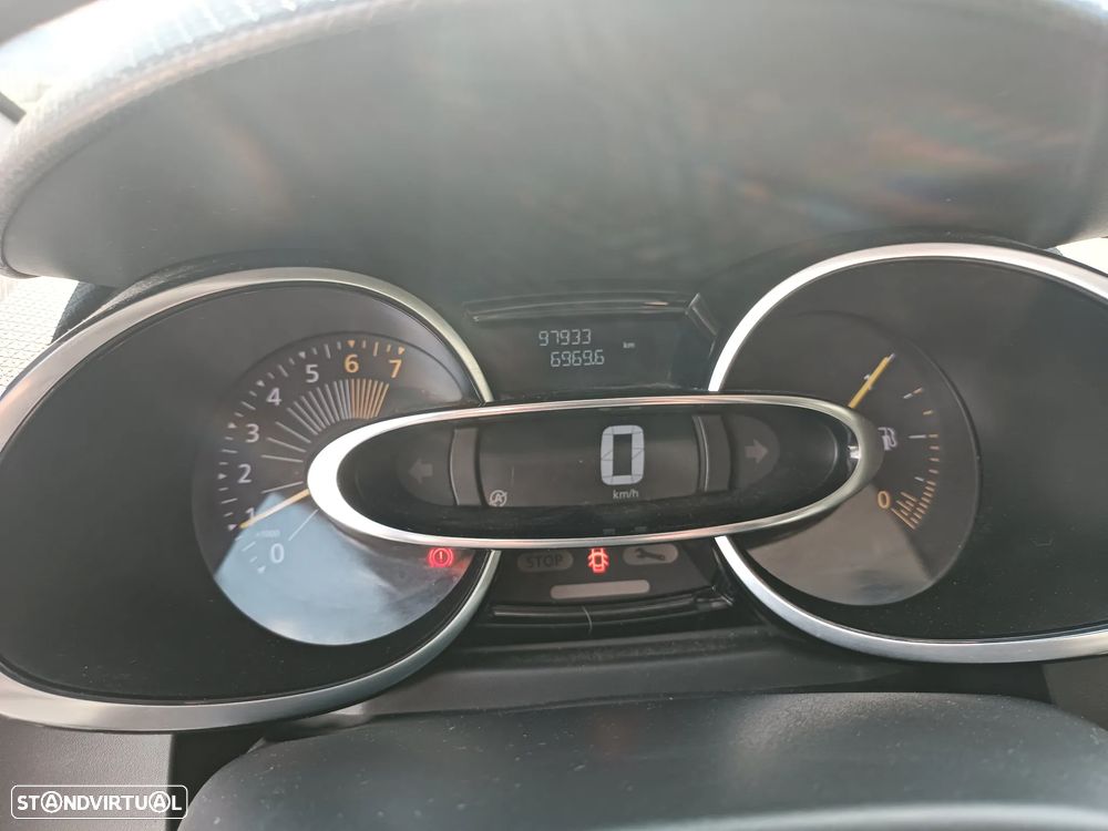 Renault Clio 0.9 TCe Limited - 11