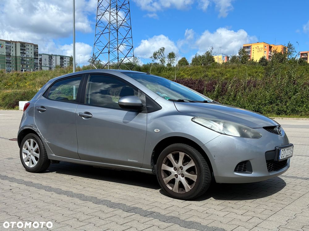 Mazda 2 - 6
