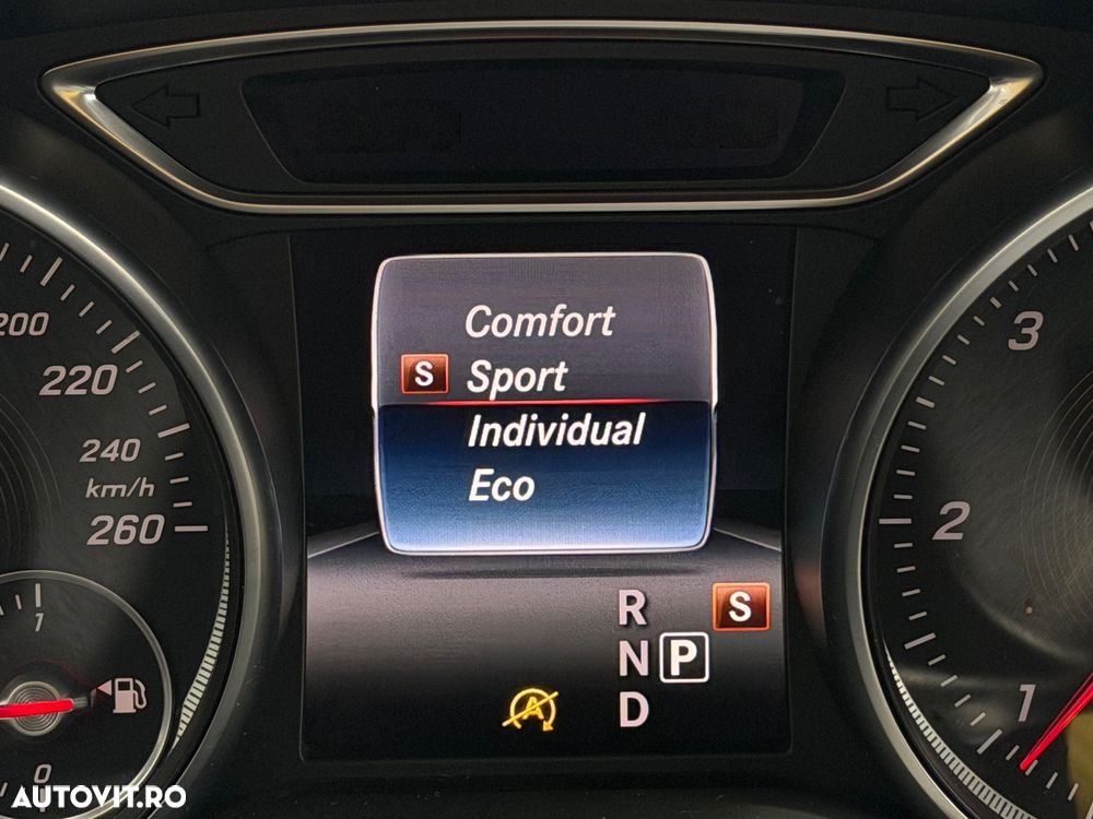 Mercedes-Benz CLA 180 d 7G-DCT - 23