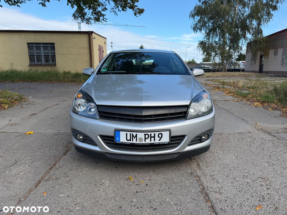 Opel Astra 1.8 - 10