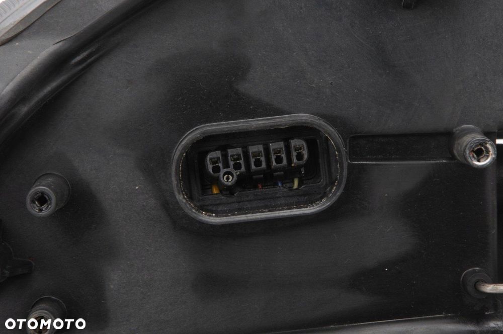 QUATTROPORTE V LAMPA LEWA PRZEDNIA LEWY PRZÓD - 7