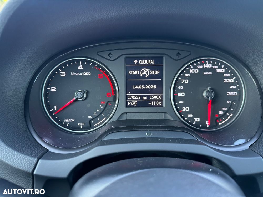 Audi A3 2.0 TDI Stronic Ambiente - 17