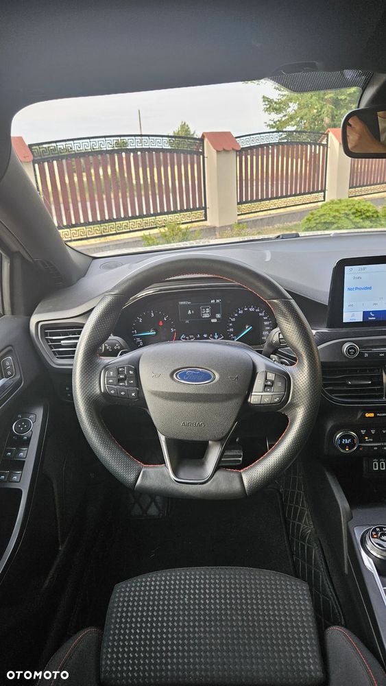 Ford Focus - 12