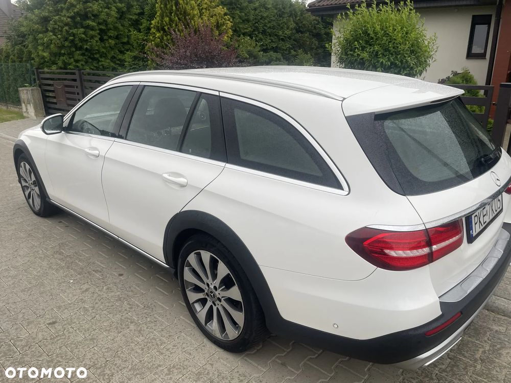 Mercedes-Benz Klasa E 220 d 4-Matic All-Terrain - 1