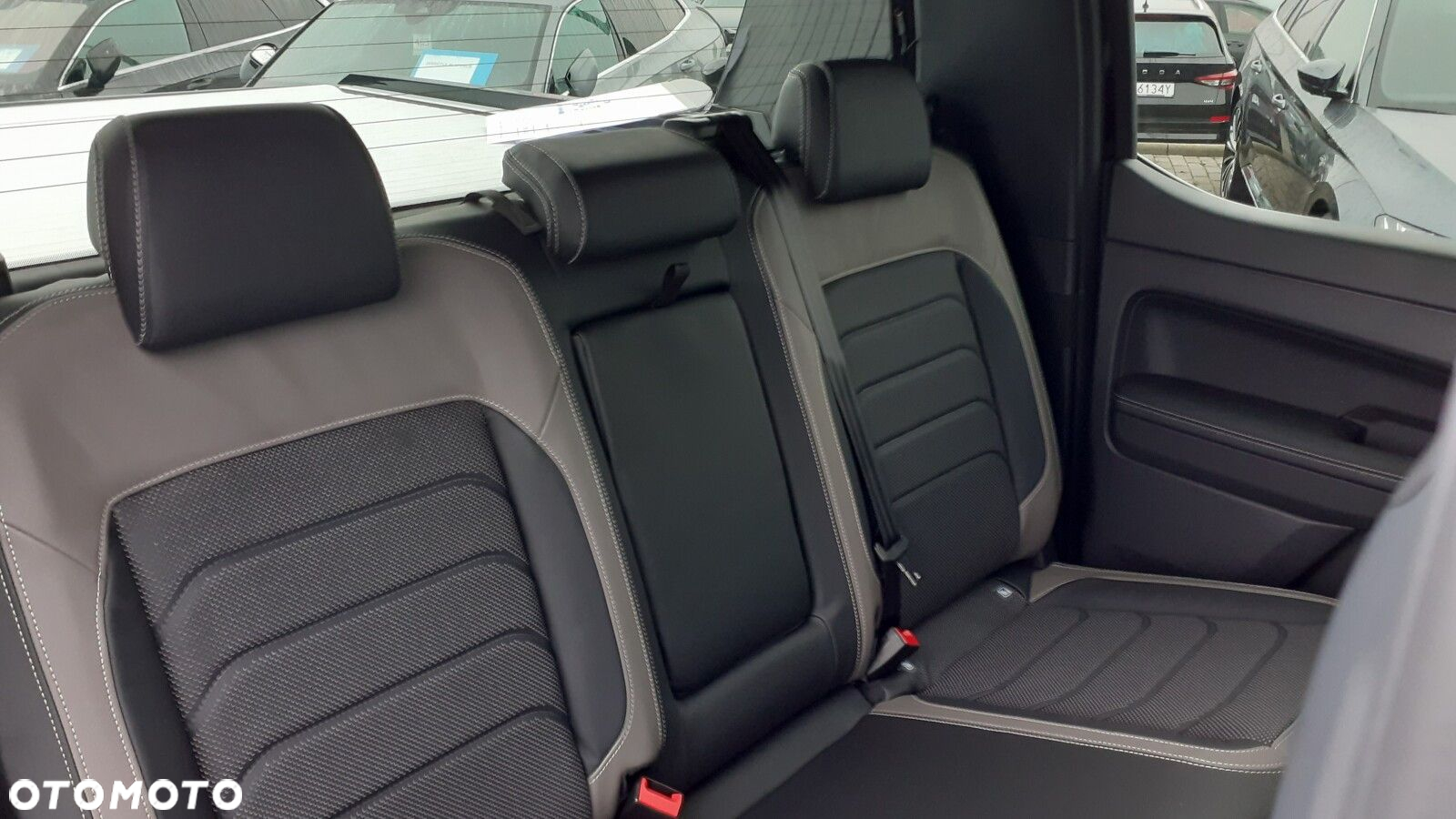 Volkswagen Amarok Aventura - 32