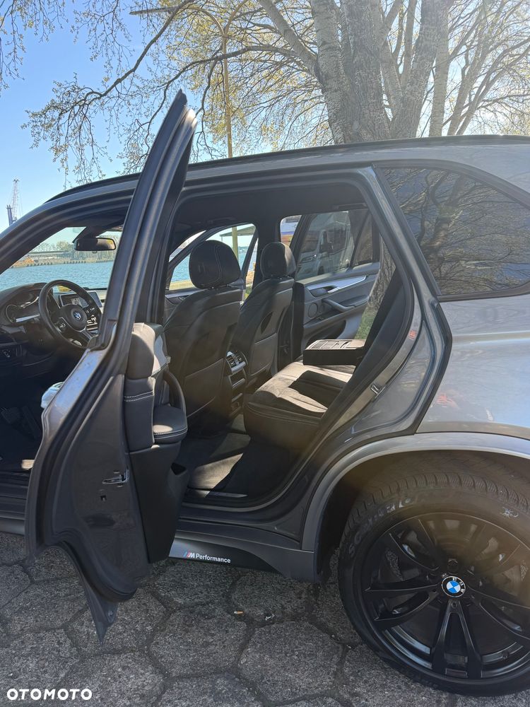 BMW X5 xDrive40d - 12