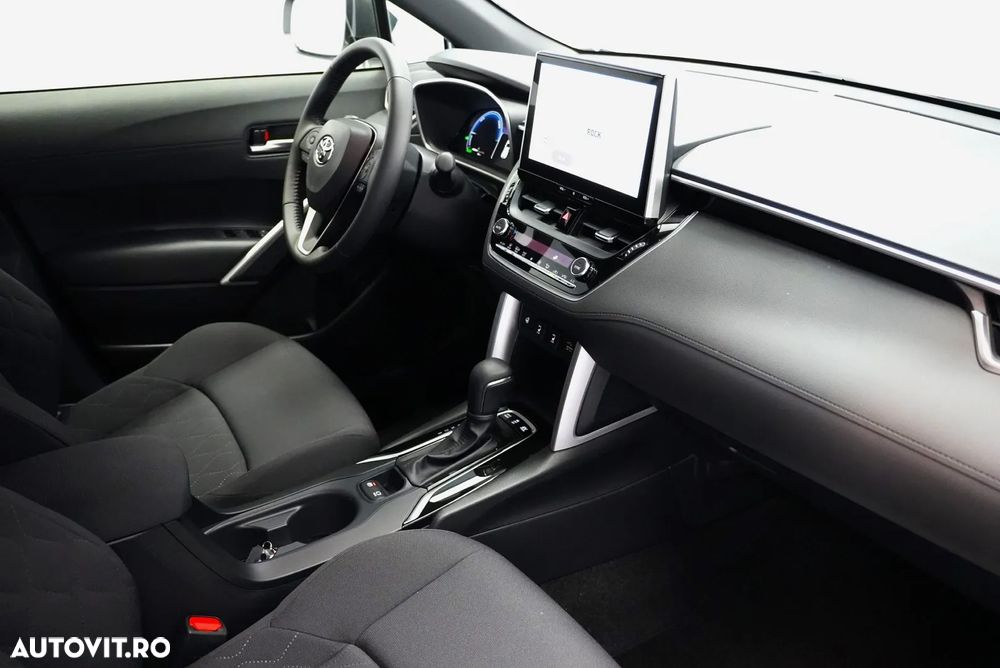 Toyota Corolla Cross - 10