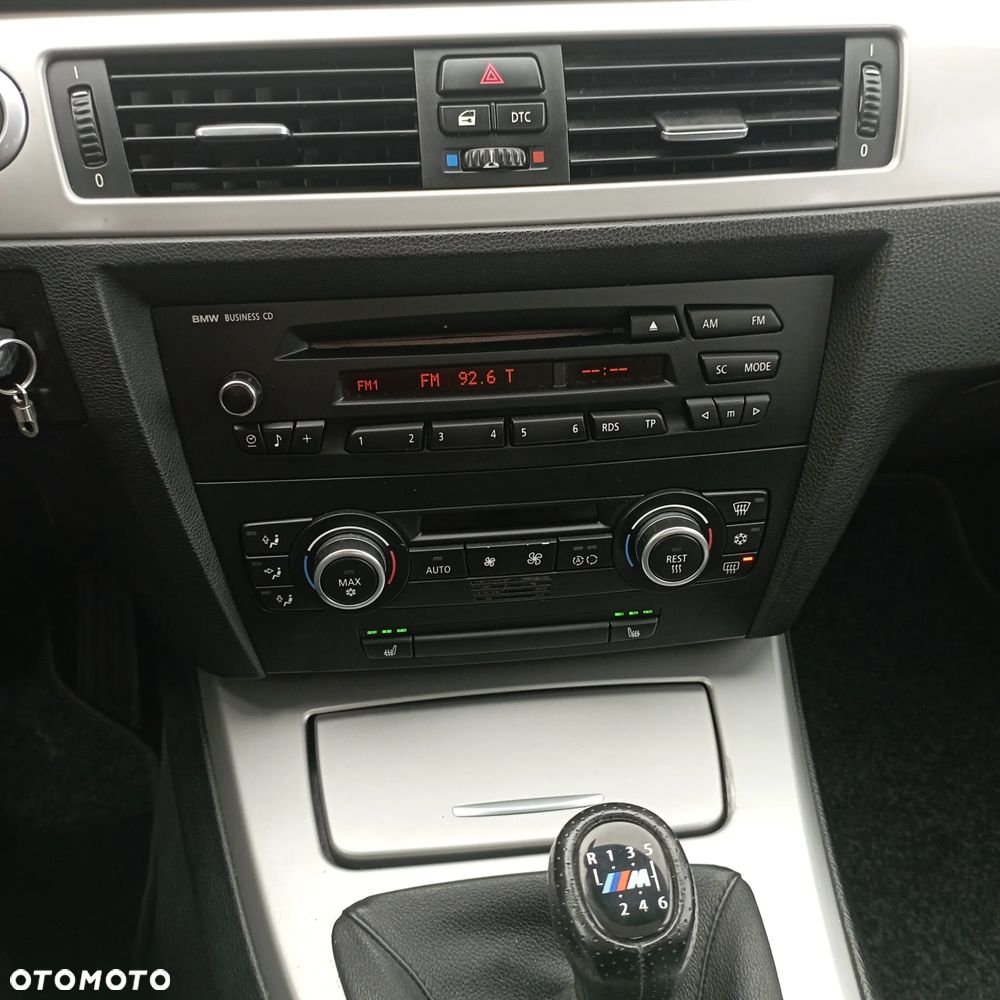 BMW Seria 3 ver-1-4-tsi-green-tec-ambition - 10
