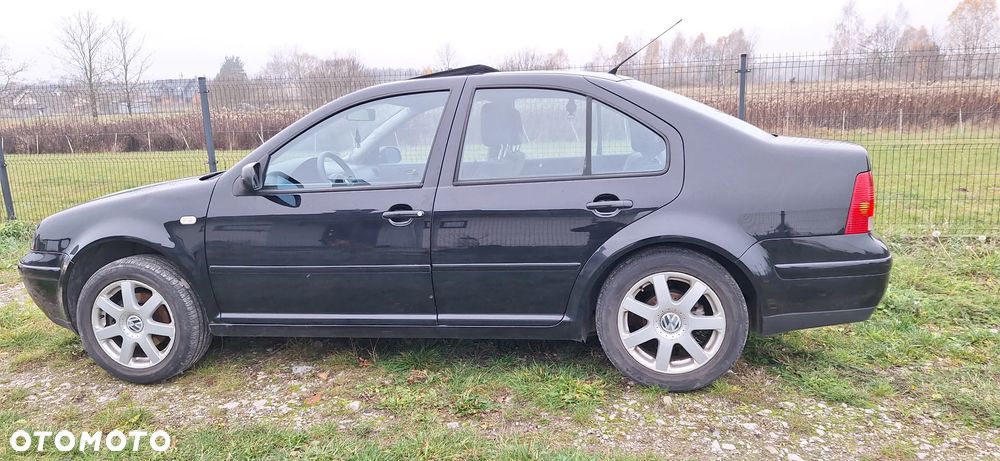 Volkswagen Bora 1.6 Basis - 5