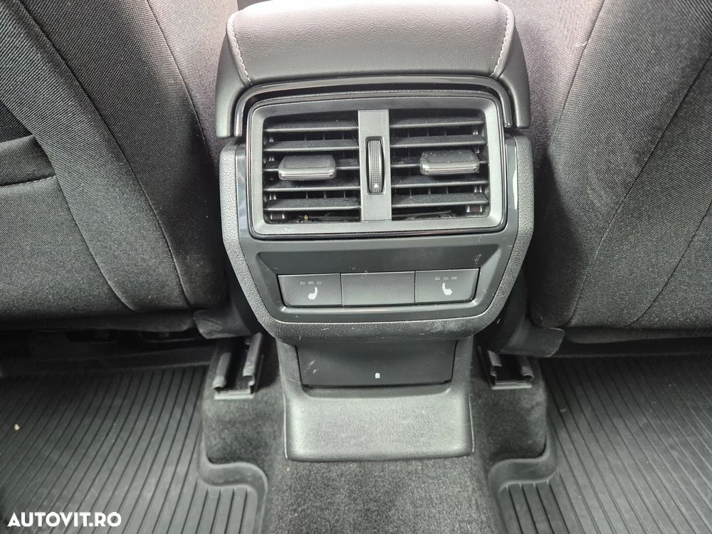 Skoda Karoq 1.5 TSI DSG Selection - 12