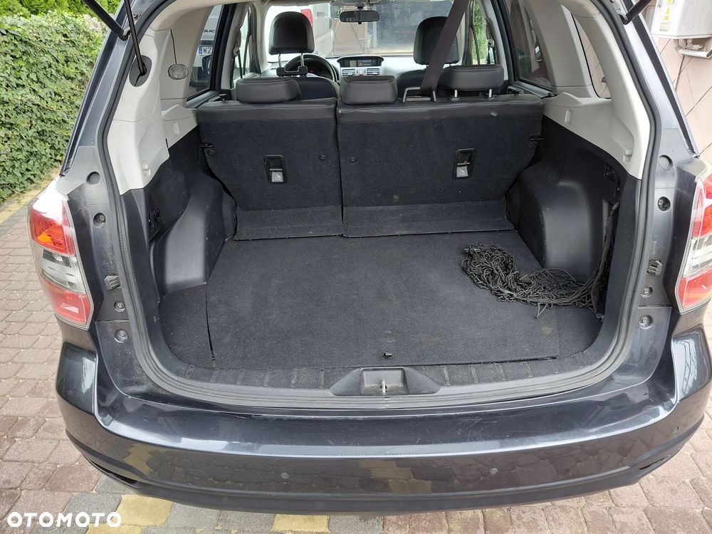 Subaru Forester 2.0XT Platinum Lineartronic - 11
