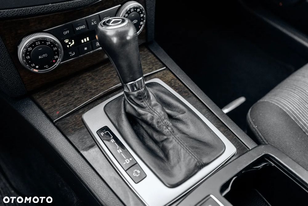 Mercedes-Benz Klasa C 200 Kompressor Automatik Avantgarde - 26