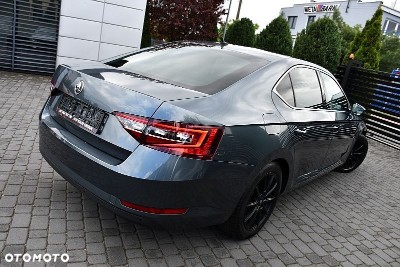 Skoda Superb 1.6 TDI DSG Style - 4