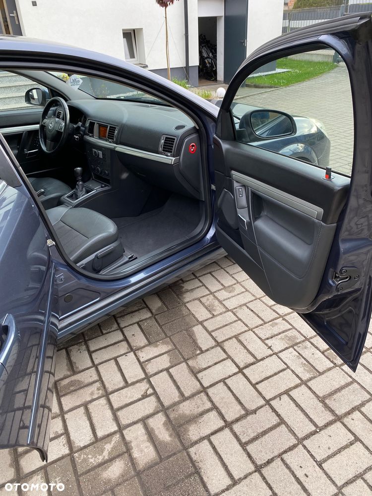 Opel Vectra 1.9 CDTI - 12