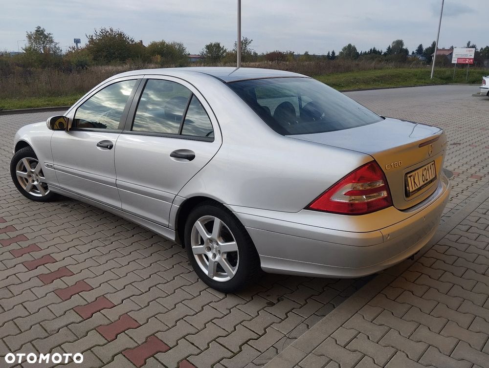 Mercedes-Benz Klasa C 180 Kompressor Classic - 7