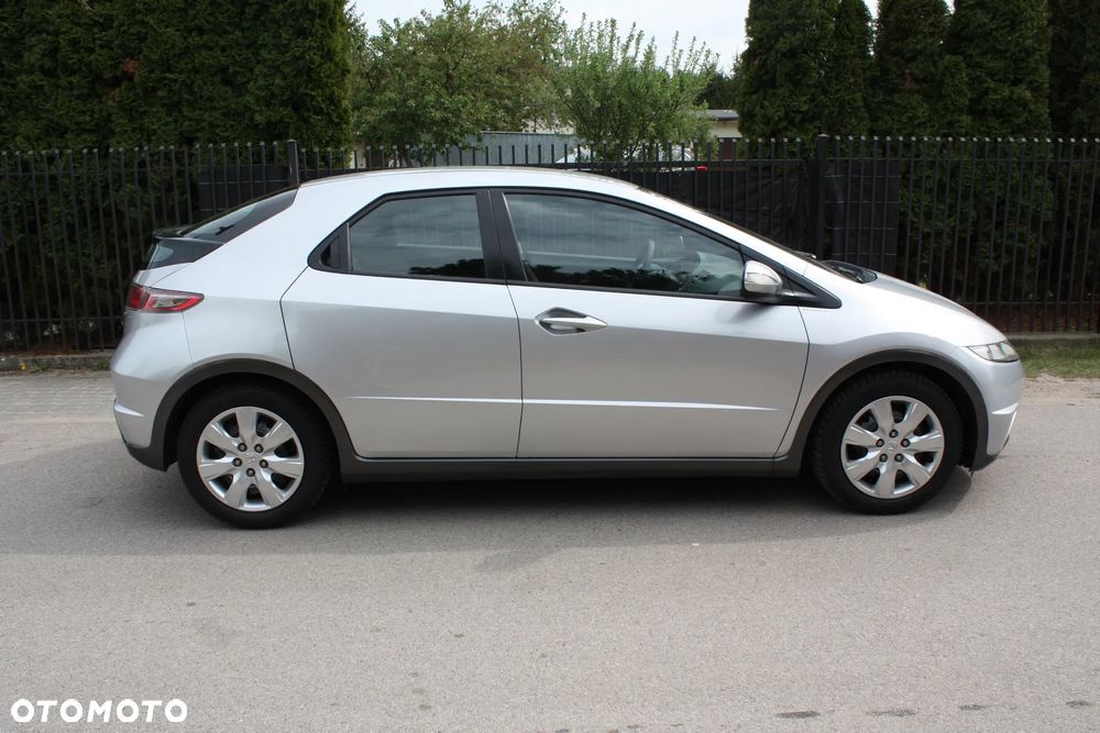Honda Civic 1.8 Comfort - 3