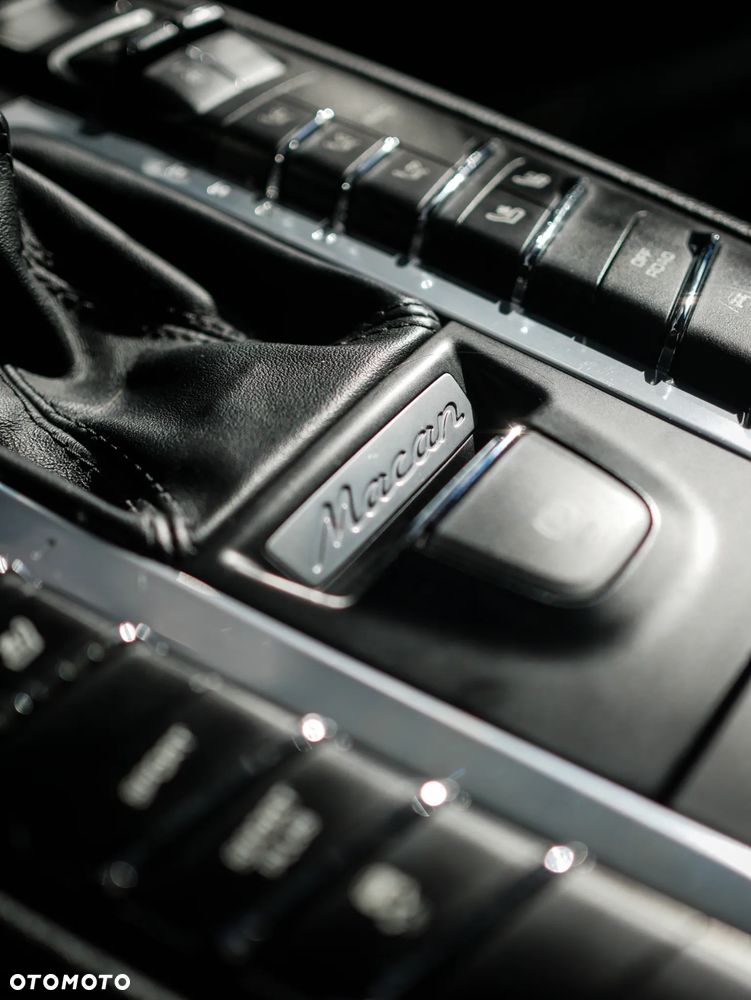 Porsche Macan S - 29