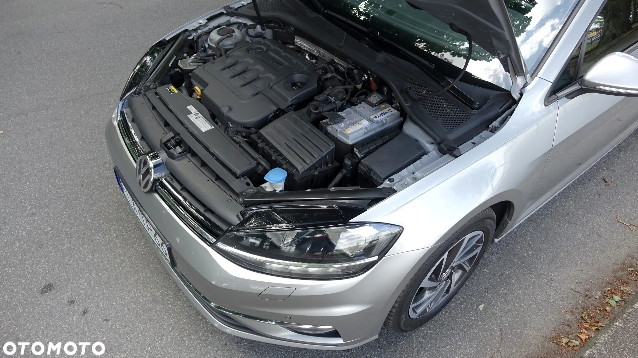 Volkswagen Golf 1.6 TDI Sound - 25