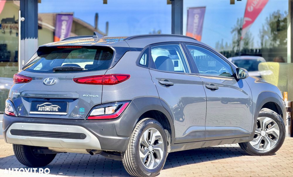 Hyundai KONA - 4