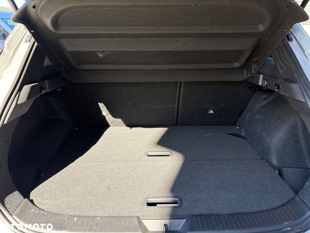 Nissan Qashqai 1.3 DIG-T MHEV N-Connecta Xtronic - 8