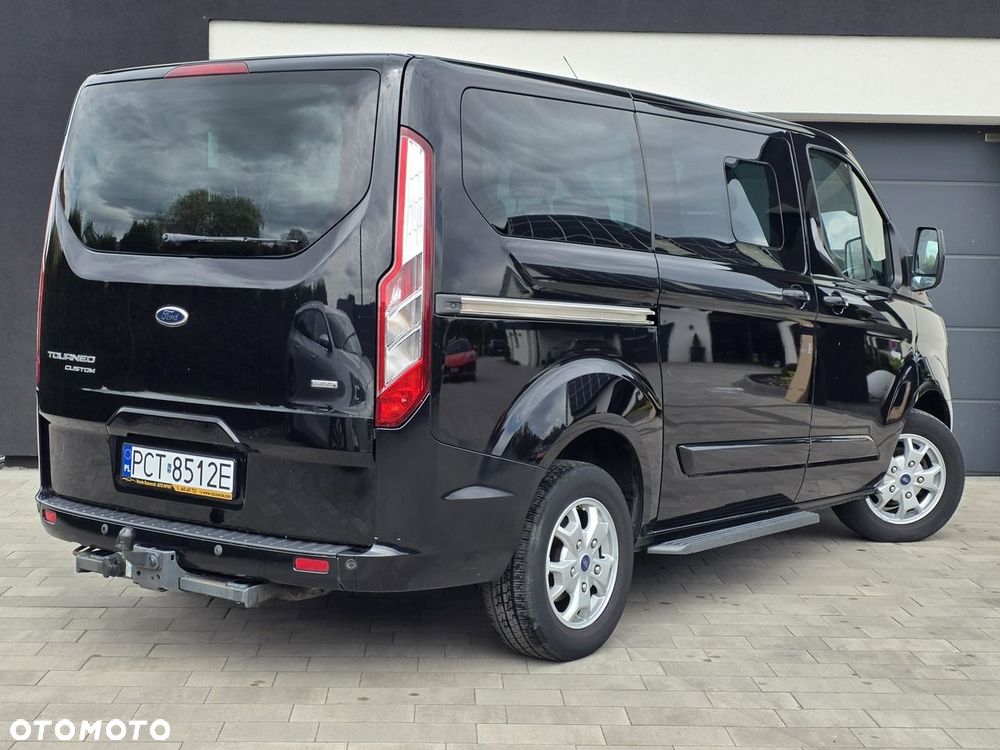 Ford Tourneo Custom - 3