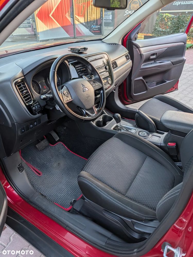 Mitsubishi Outlander 2.0 Intense 4WD CVT - 15