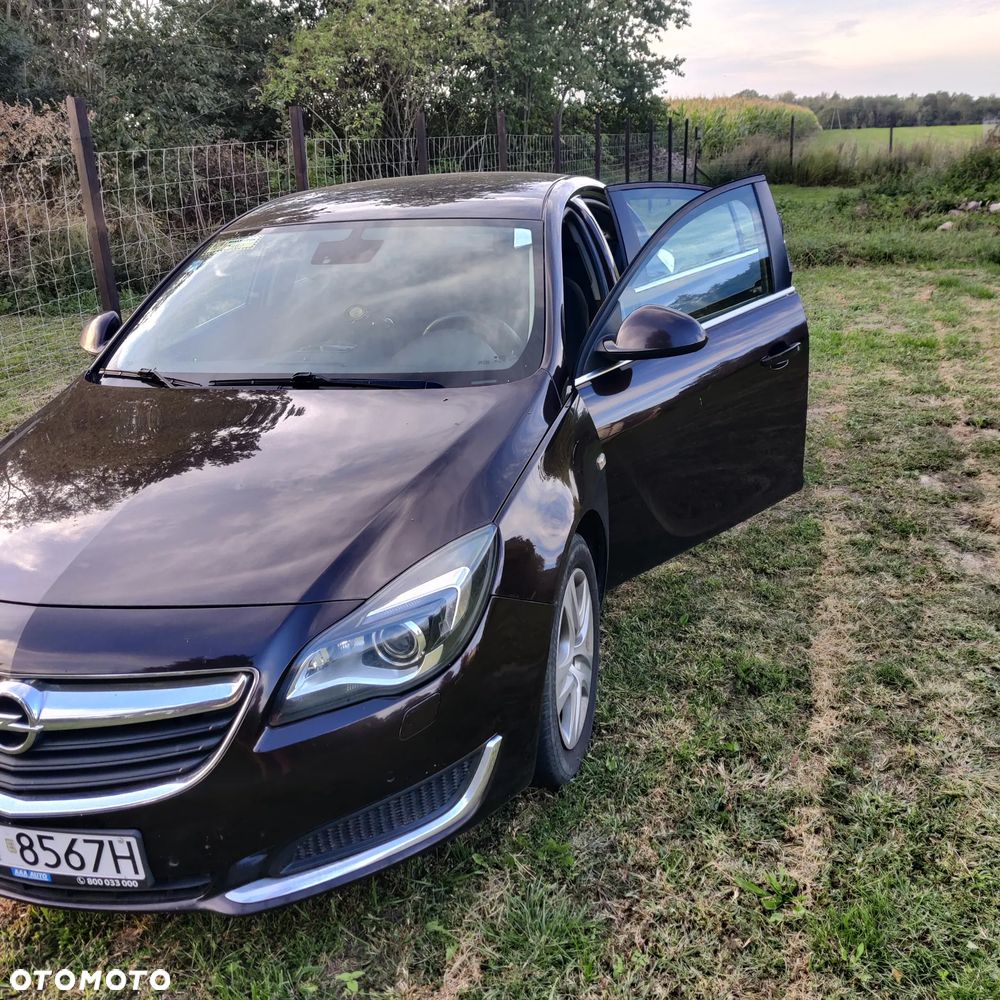 Opel Insignia - 1