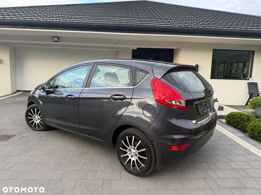 Ford Fiesta 1.4 Titanium - 4