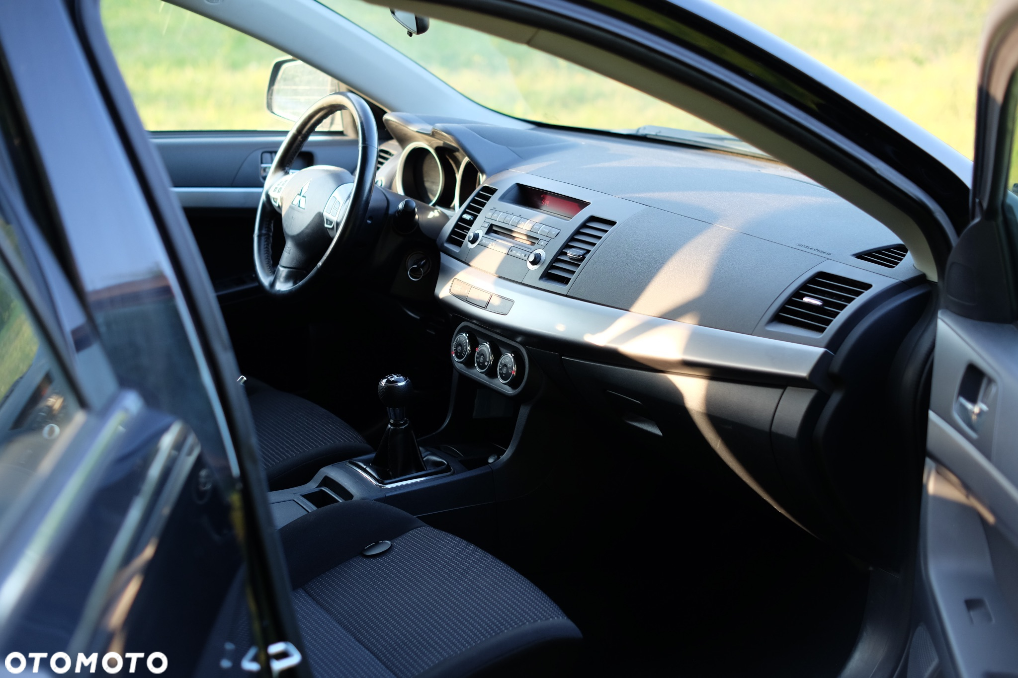 Mitsubishi Lancer - 8