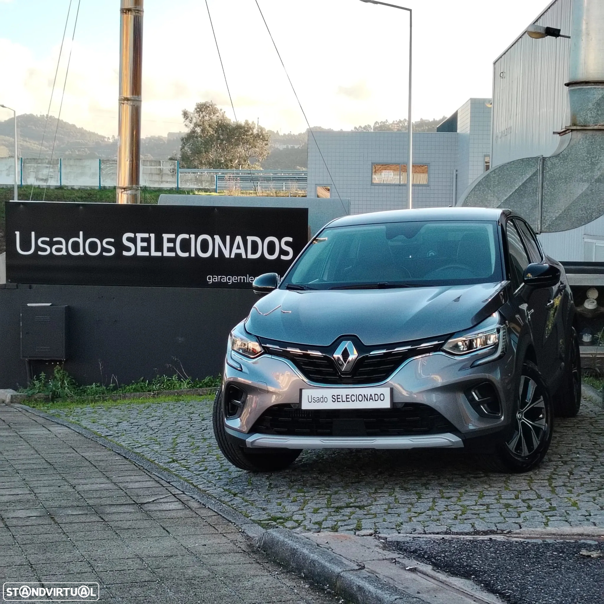 Renault Captur 1.0 TCe Techno Bi-Fuel - 4