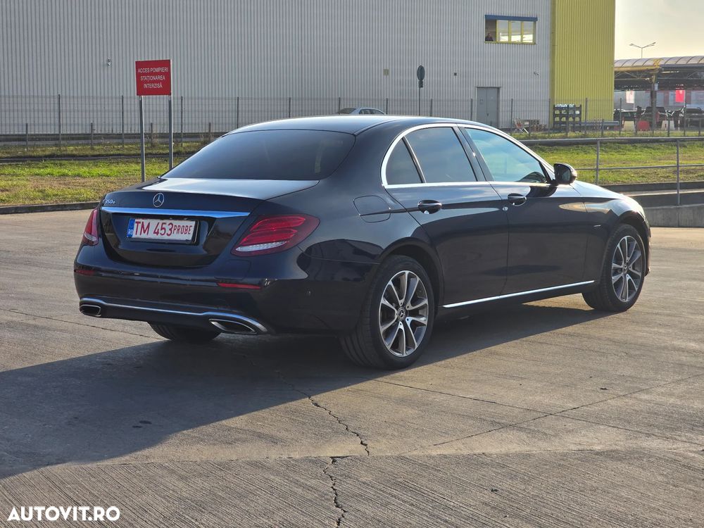 Mercedes-Benz E 350e 9G-TRONIC Exclusive - 4