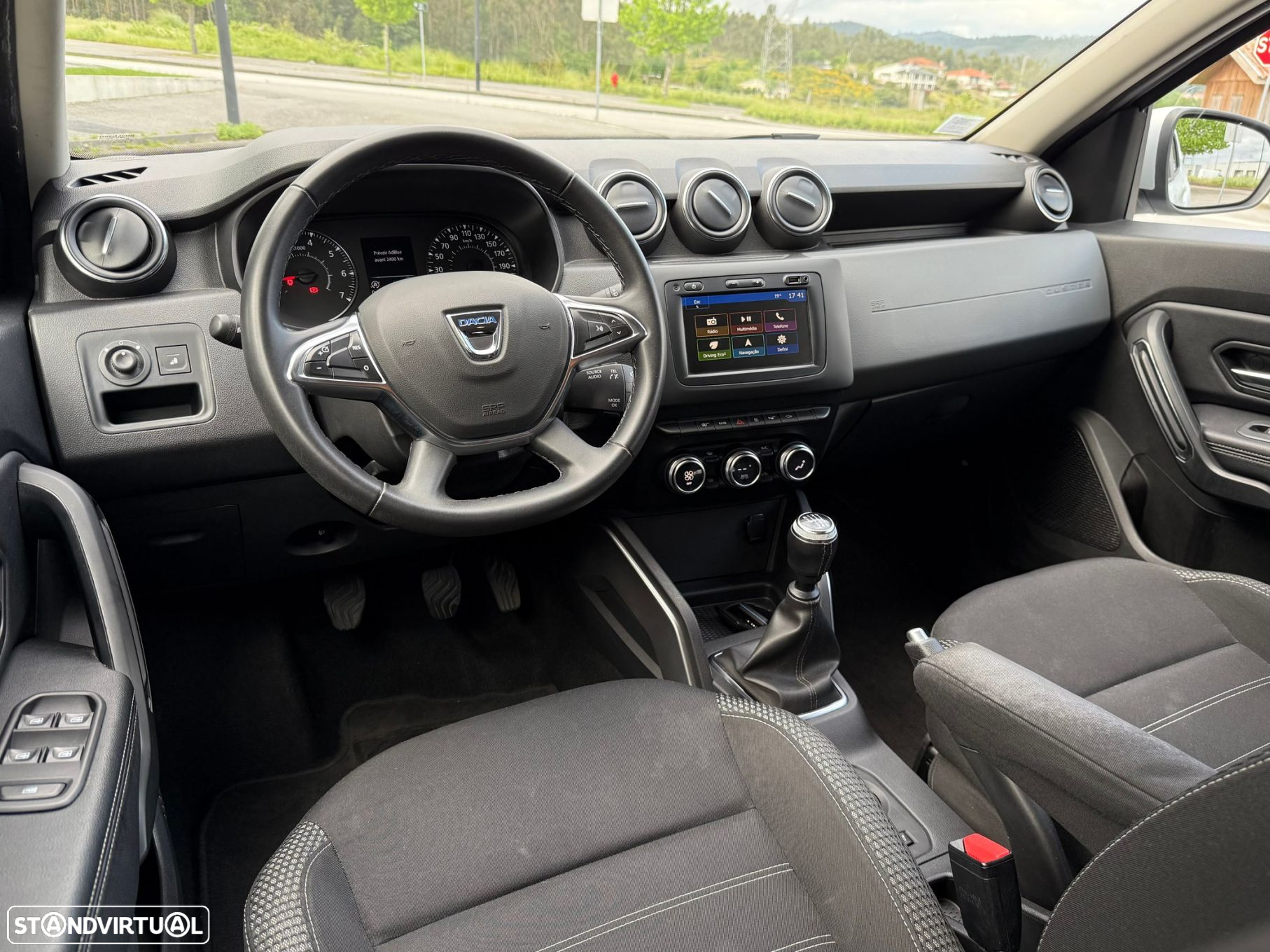 Dacia Duster 1.5 Blue dCi Prestige - 11