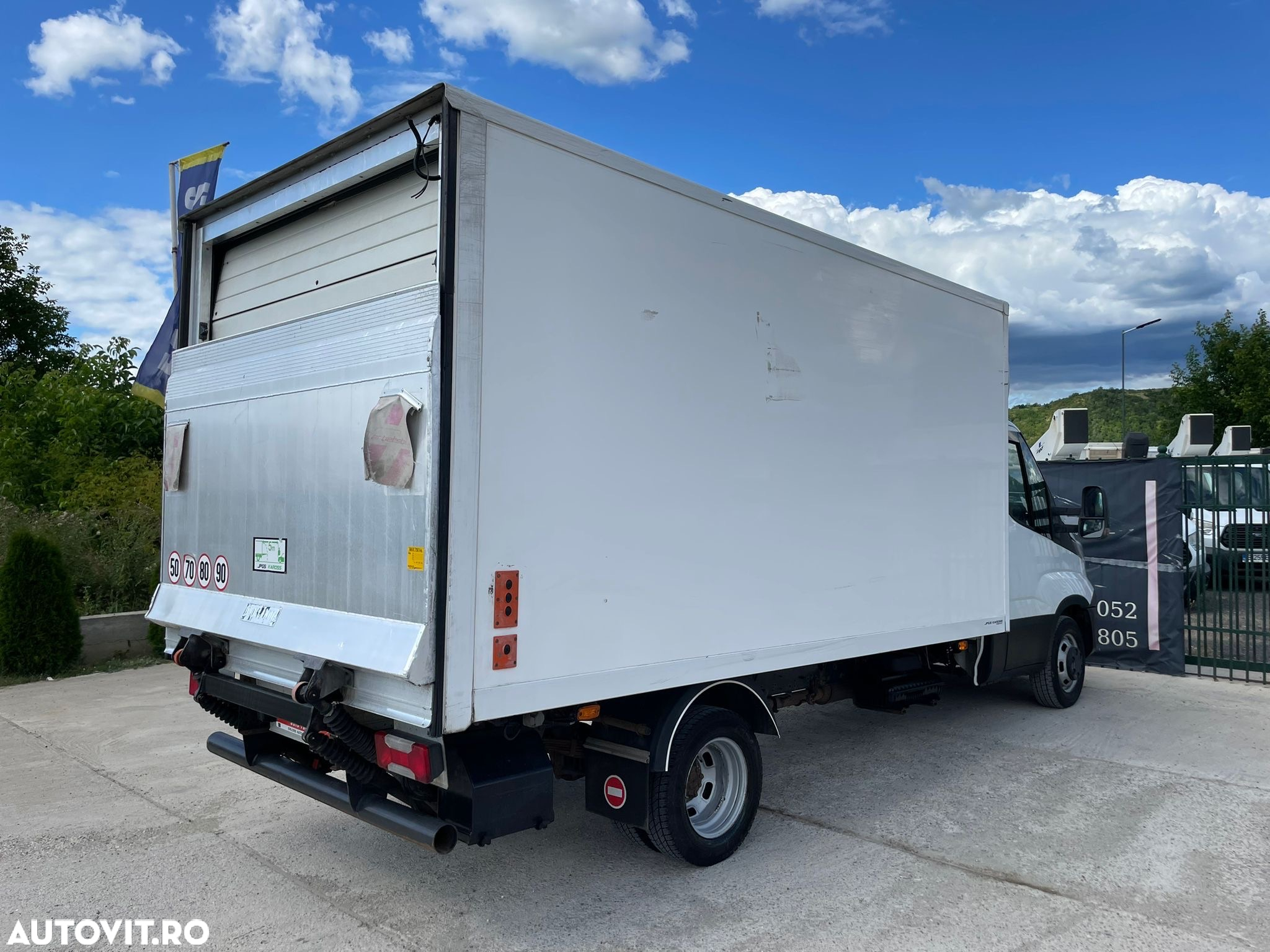 Iveco Daily 3.0 D FRIGORIFIC LIFT SPATE - 16