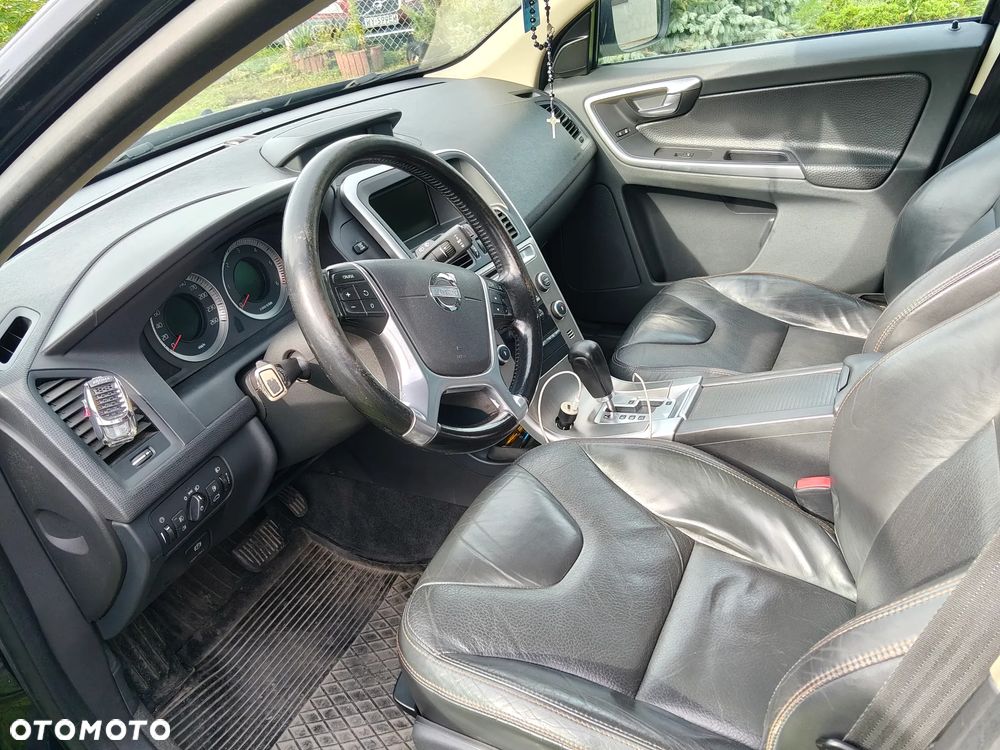 Volvo XC 60 D5 AWD - 10